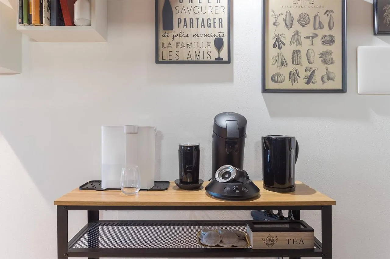 Apartment Mari Modern Flat - Con Posto Auto E Vicino Alla Metro - Italywego Perugia